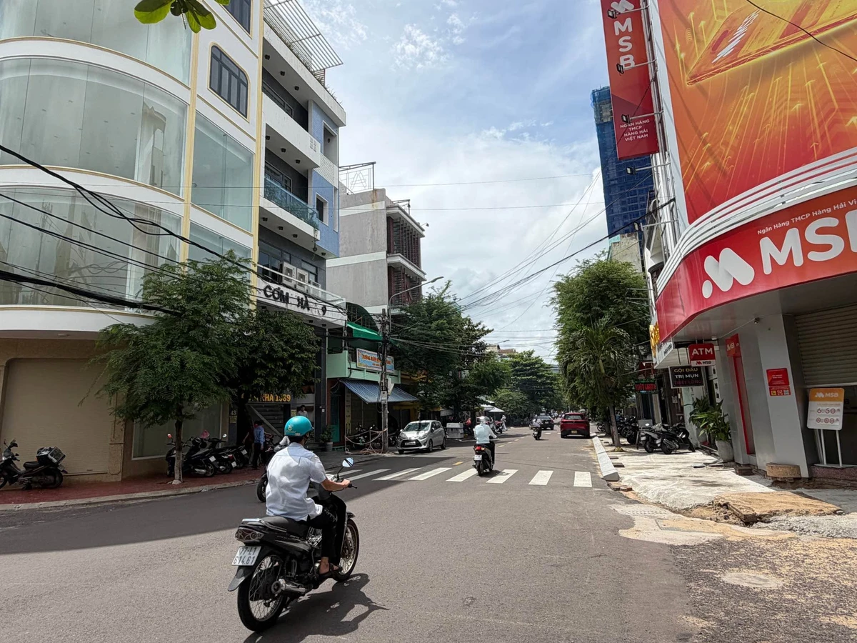 Bán nhà phố 73m2 mặt tiền Phường Lý Thường Kiệt 5 tỷ - Ảnh 1
