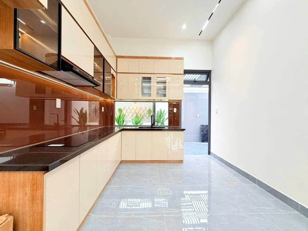 Bán nhà 160m² 4 phòng ngủ gần Chợ Đông Thạnh Quận 12 - Ảnh thu nhỏ 2