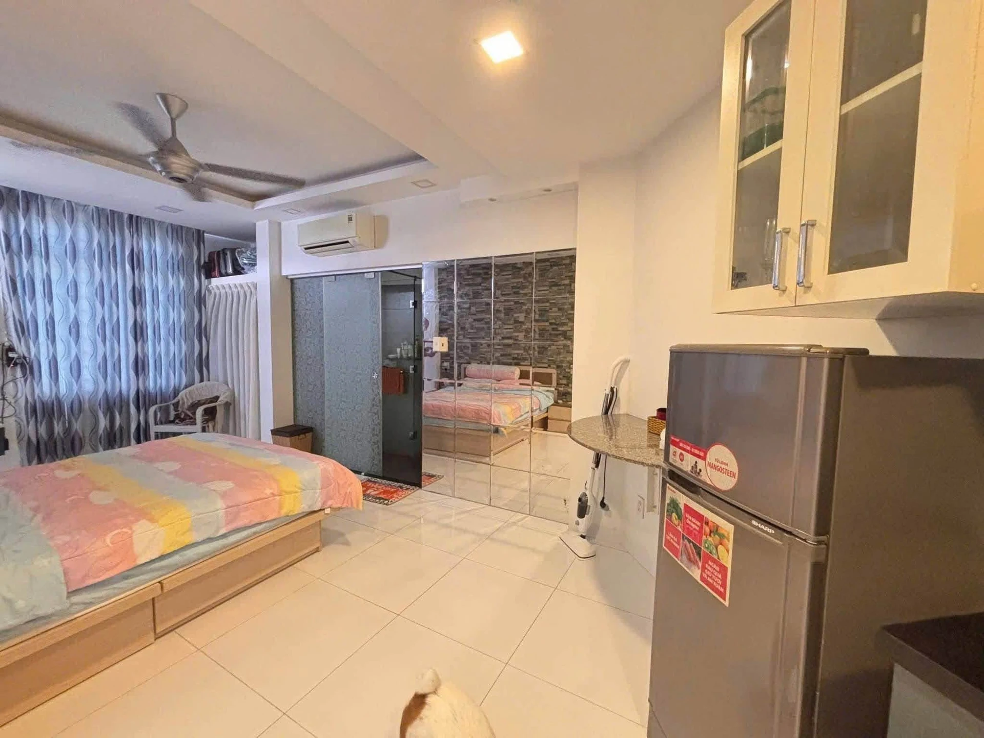 Bán nhà 5 tầng 59.4m2 góc 2 mặt tiền trung tâm thành phố - Ảnh 1