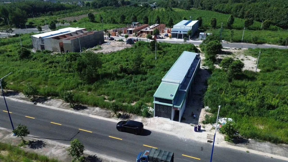 Bán dãy trọ 6 phòng, Kiot thu nhập 12.8tr/tháng tại Becamex Chơn Thành - Ảnh thu nhỏ 2