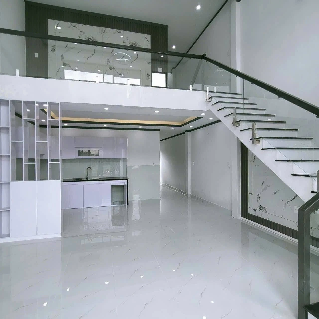 Bán nhà trệt lửng 3 phòng ngủ, 130m2, Cây Quéo, Bình Chánh - Ảnh 1
