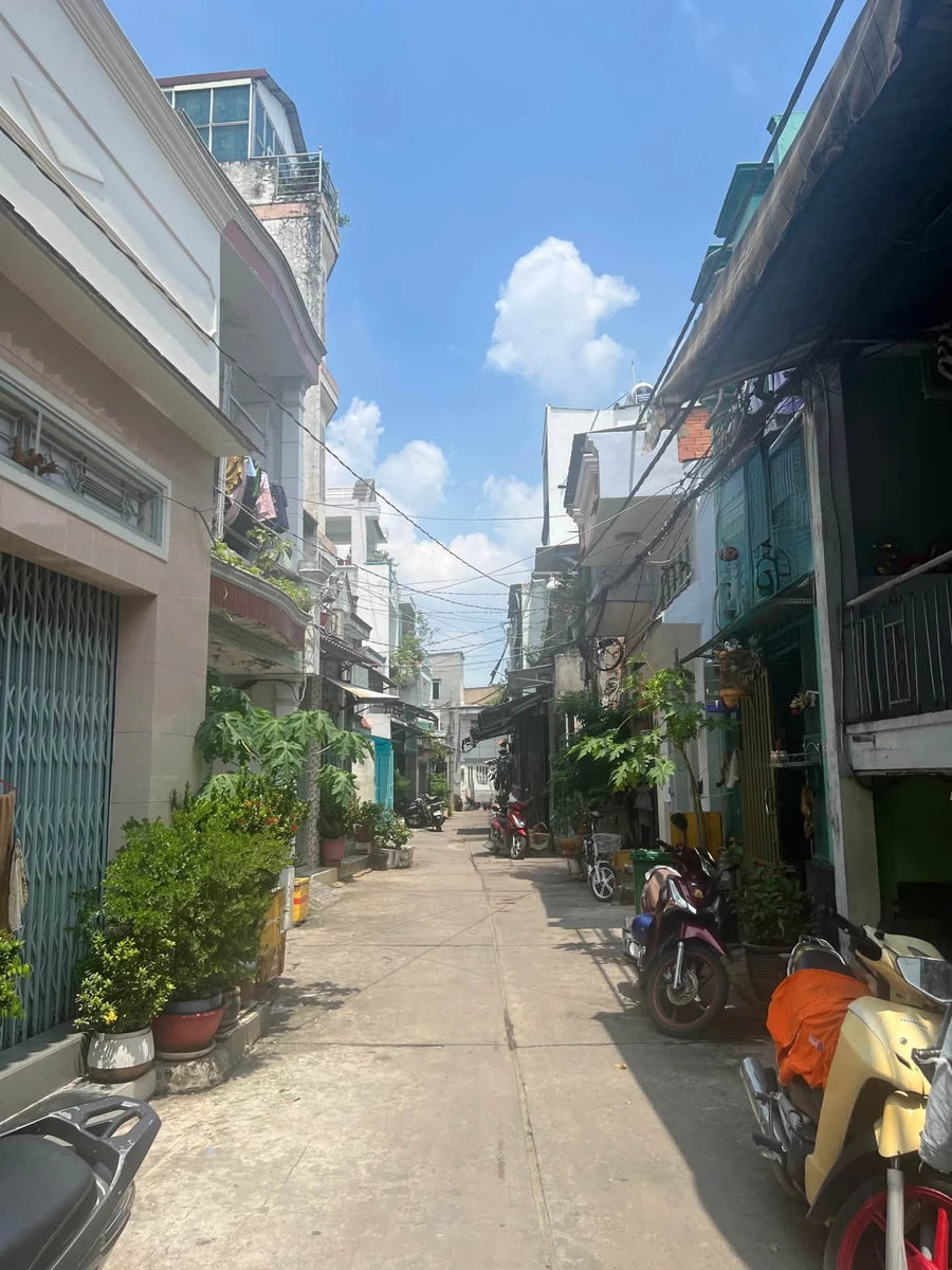 Bán nhà 43m² 3 phòng ngủ Bình Tân Lê Văn Quới 4 tỷ - Ảnh 1