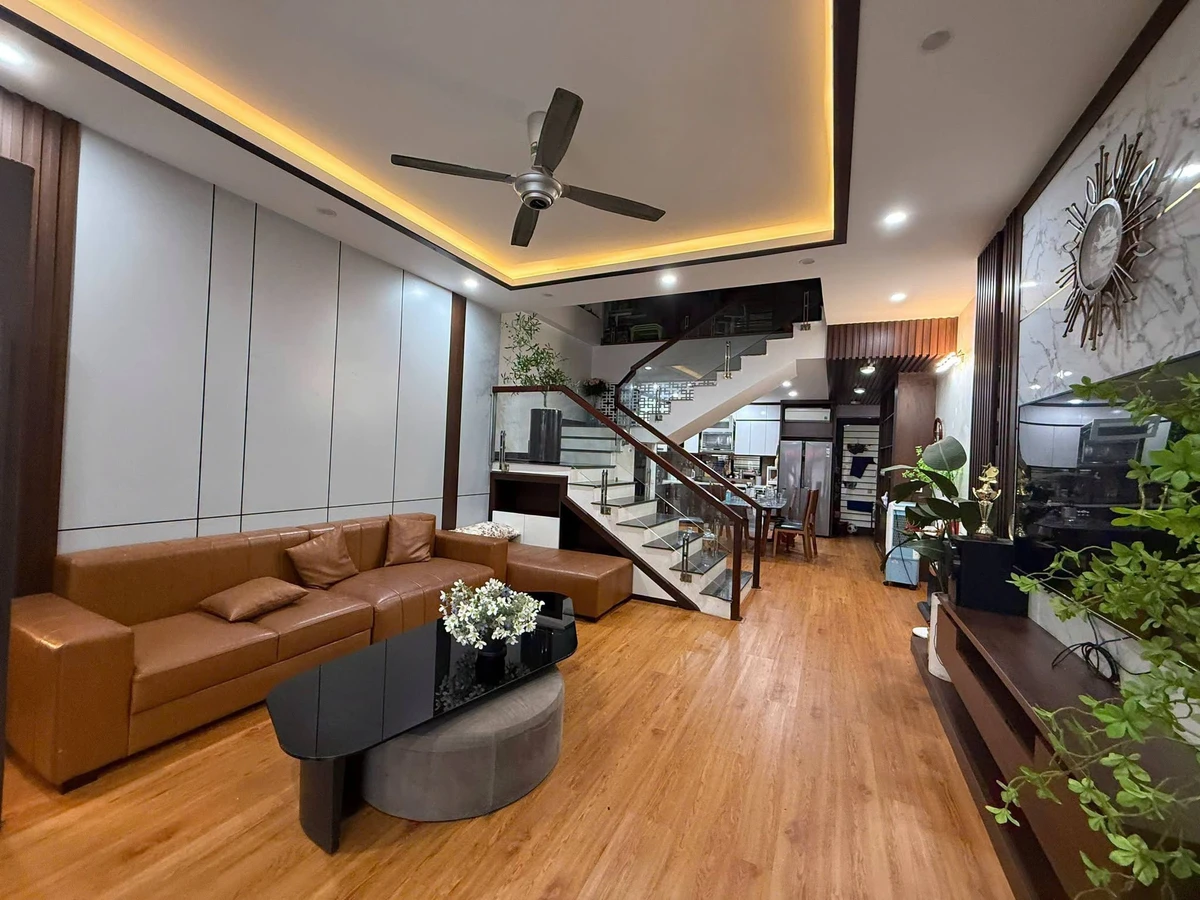 Bán nhà 4 tầng phố Ban Mai 85m², 3 phòng, 4,5 tỷ - Ảnh 1