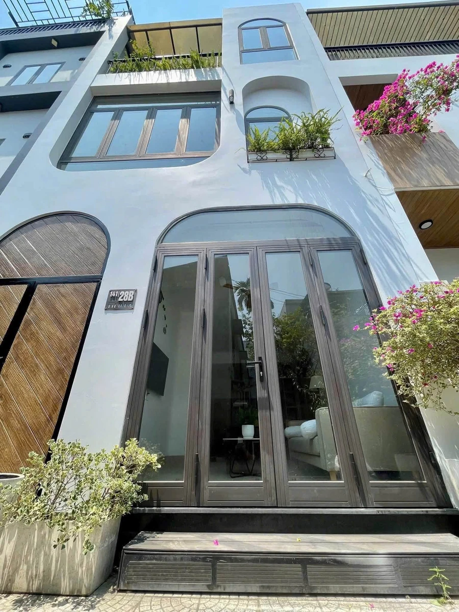 Bán nhà 3 tầng hiện đại Hòa Cường 51m² 5.9 tỷ - Ảnh 1
