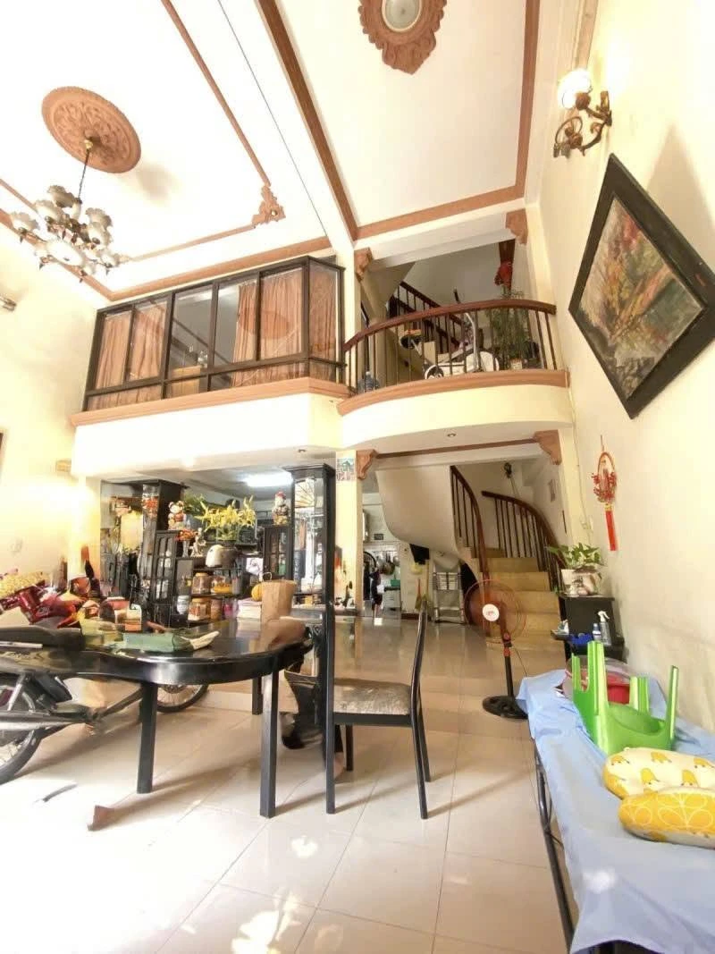 Bán nhà mặt tiền 4 tầng 4 phòng ngủ 56m² Phú Nhuận - Ảnh 1
