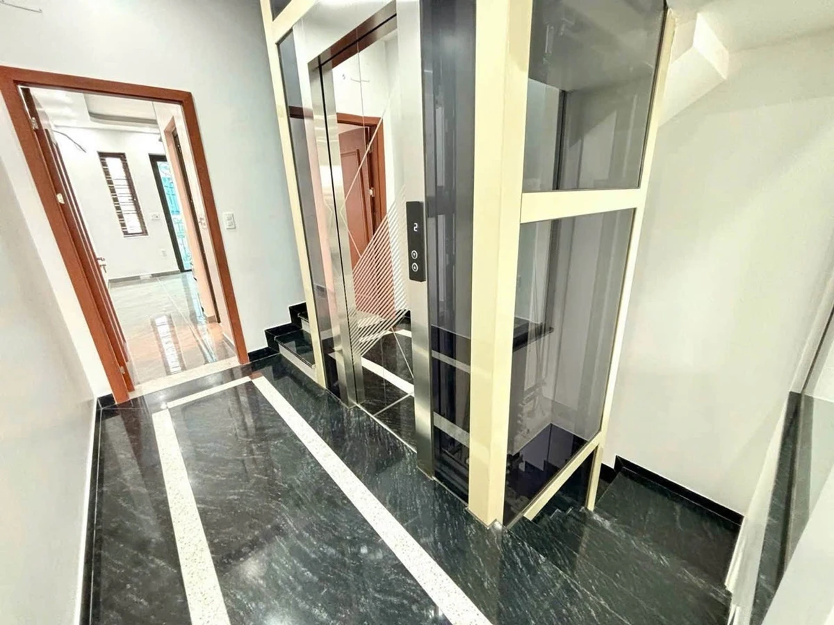 Bán nhà mặt đường độc lập 70m2 có thang máy khu Đằng Hải, Hải Phòng, giá hơn 6 tỷ - Ảnh thu nhỏ 4