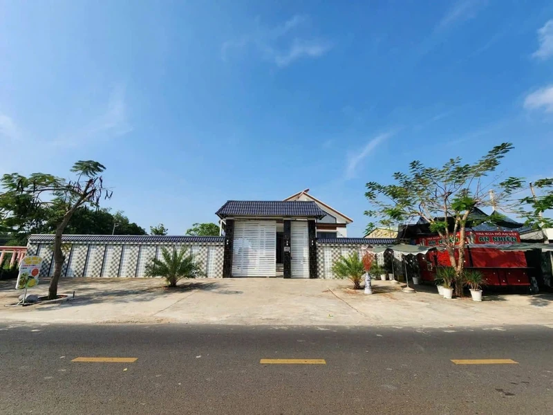 Bán nhà vườn view núi Bà 1.950m² 4PN Tây Ninh 7 tỷ