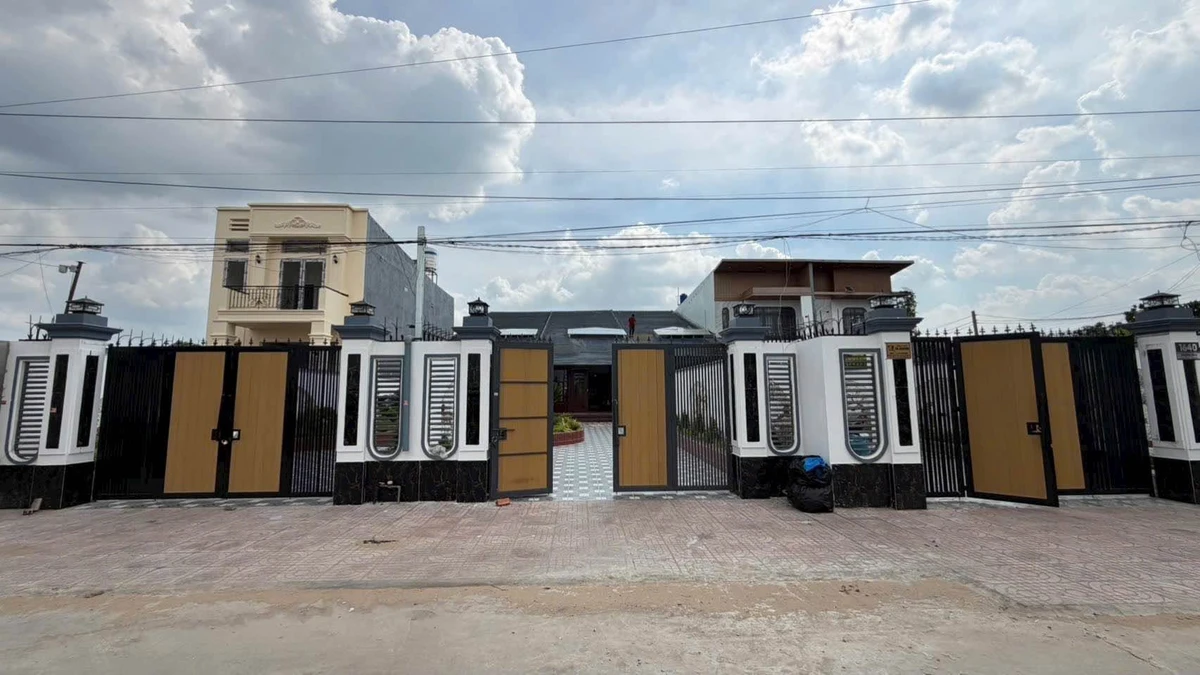 Bán nhà vườn gỗ 300m² 5,1 tỷ Phước Lý Long An - Ảnh thu nhỏ 2