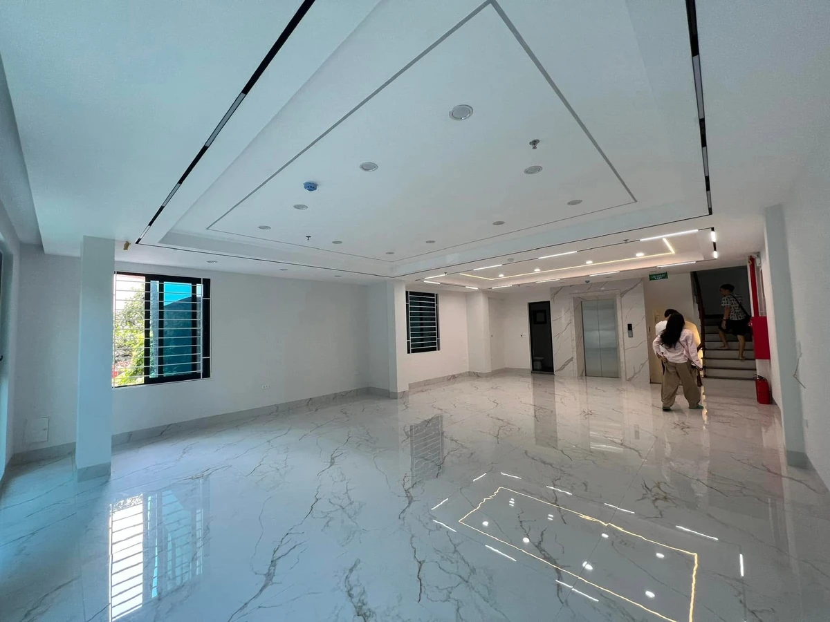 Cho thuê nhà Nguyễn Chính, Tân Mai 85m², 7 tầng 40tr/tháng - Ảnh thu nhỏ 4
