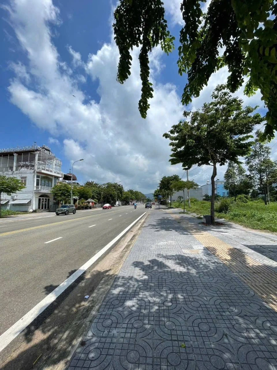 Bán đất mặt tiền kinh doanh đường Hoàng Hoa Thám 5x19,5m, Phường Long Tâm, TP Bà Rịa - Ảnh 1