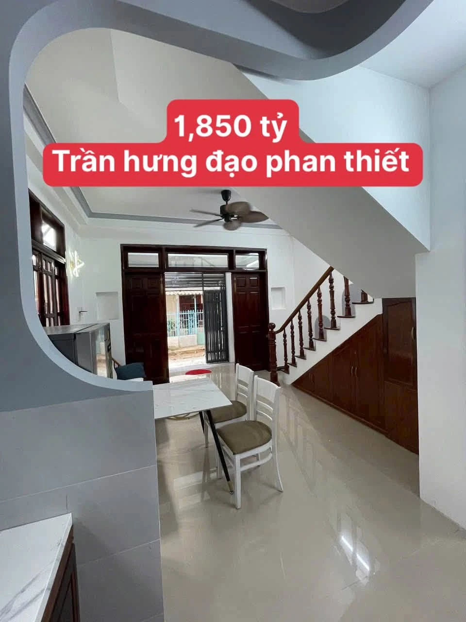 Bán nhà lô góc Phú Thủy 70m² 2PN giá 1 tỷ 850 triệu - Ảnh 1