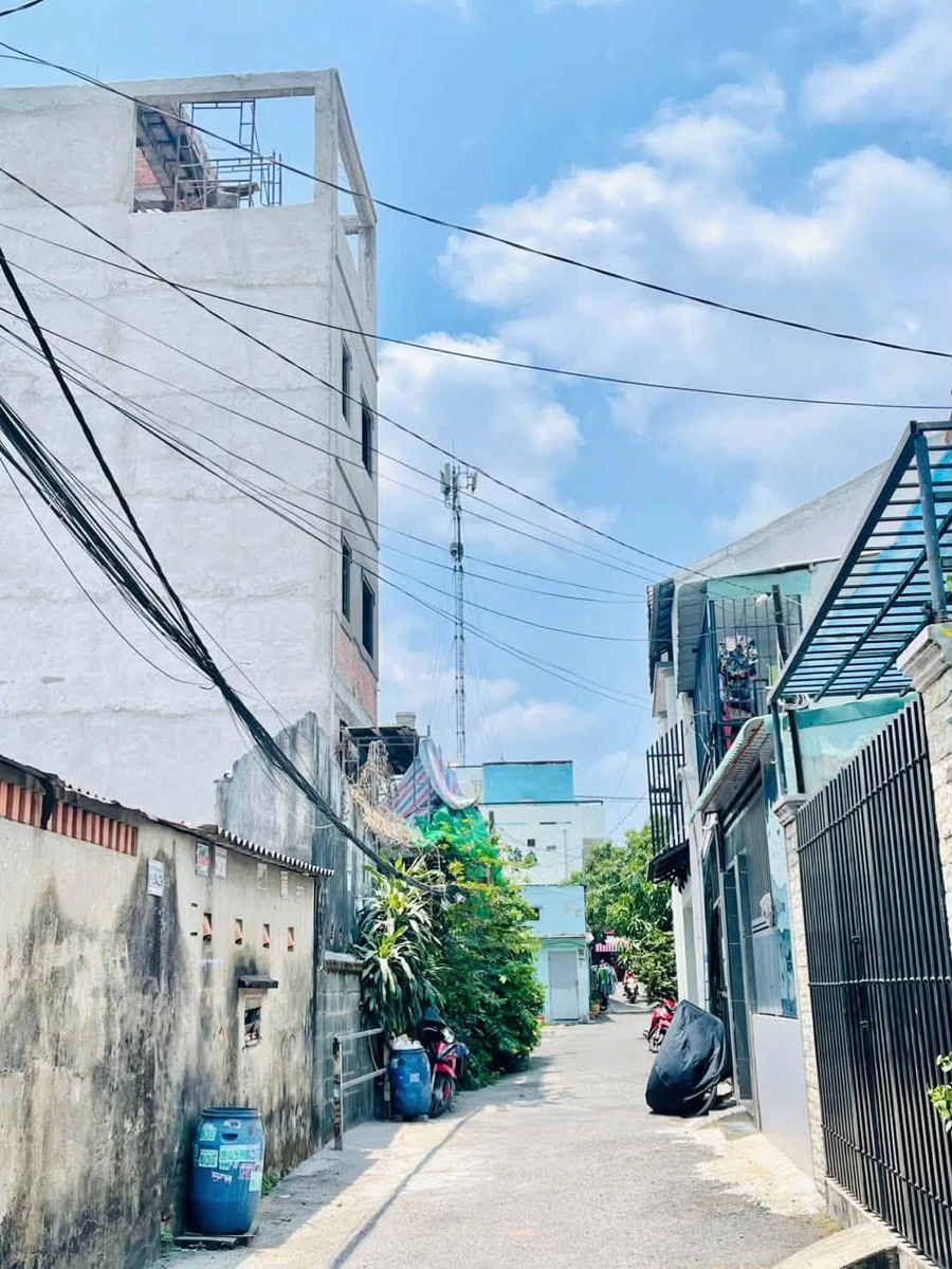 Bán đất vuông 191m2 mặt trước sau Linh Xuân Thủ Đức 9 tỷ - Ảnh 1