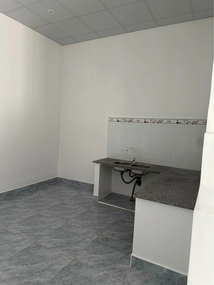Bán nhà Hoàng Sa 4.8x34m, 1 tỷ 8 - Ảnh thu nhỏ 2