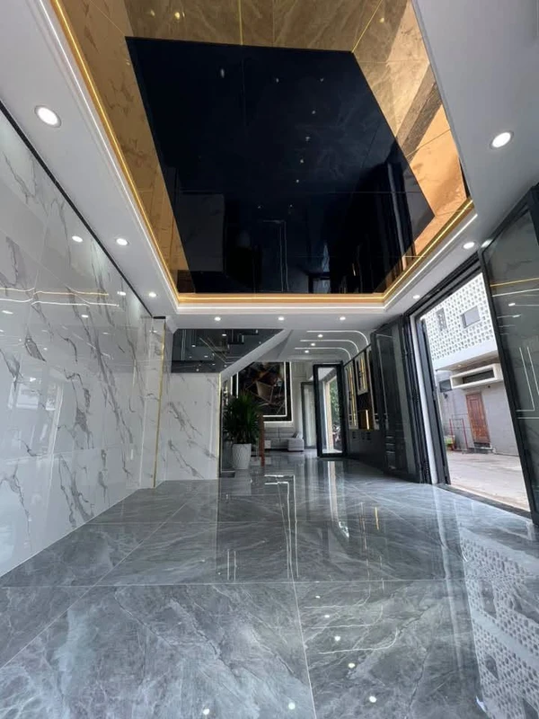 Bán nhà 5 tầng góc 2 mặt tiền 13x5.5m đường Lê Trọng Tấn, Bình Tân, giá hơn 6 tỷ