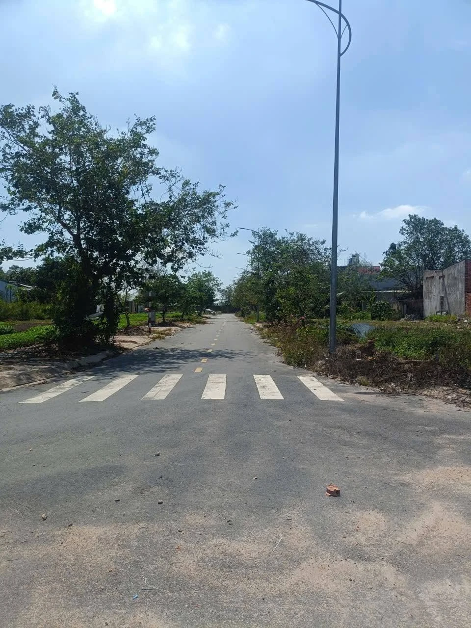 Bán lô đất góc 2 mặt tiền 97m² Tân Biên Hóc Môn 2,59 tỷ - Ảnh 1