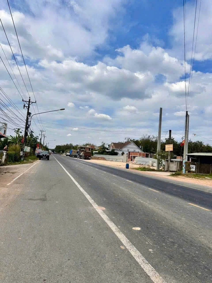 Bán đất mặt tiền ĐH605 Chánh Phú Hòa, 10x37m (370m2), giá hơn 3 tỷ - Ảnh thu nhỏ 2