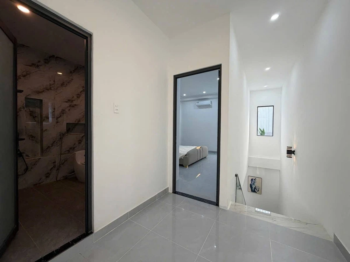 Bán nhà trệt lầu 3PN, 90m² KĐT Phú Cường, 3 tỉ - Ảnh thu nhỏ 5