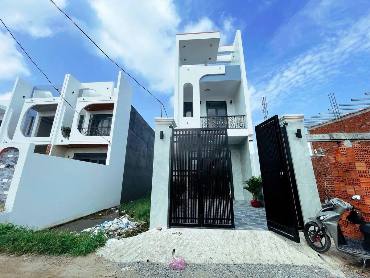 Bán nhà 1 trệt 1 lầu xây mới 4,5x31,5m, 3PN 3WC, xã Đức Hòa, Long An - Ảnh thu nhỏ 2