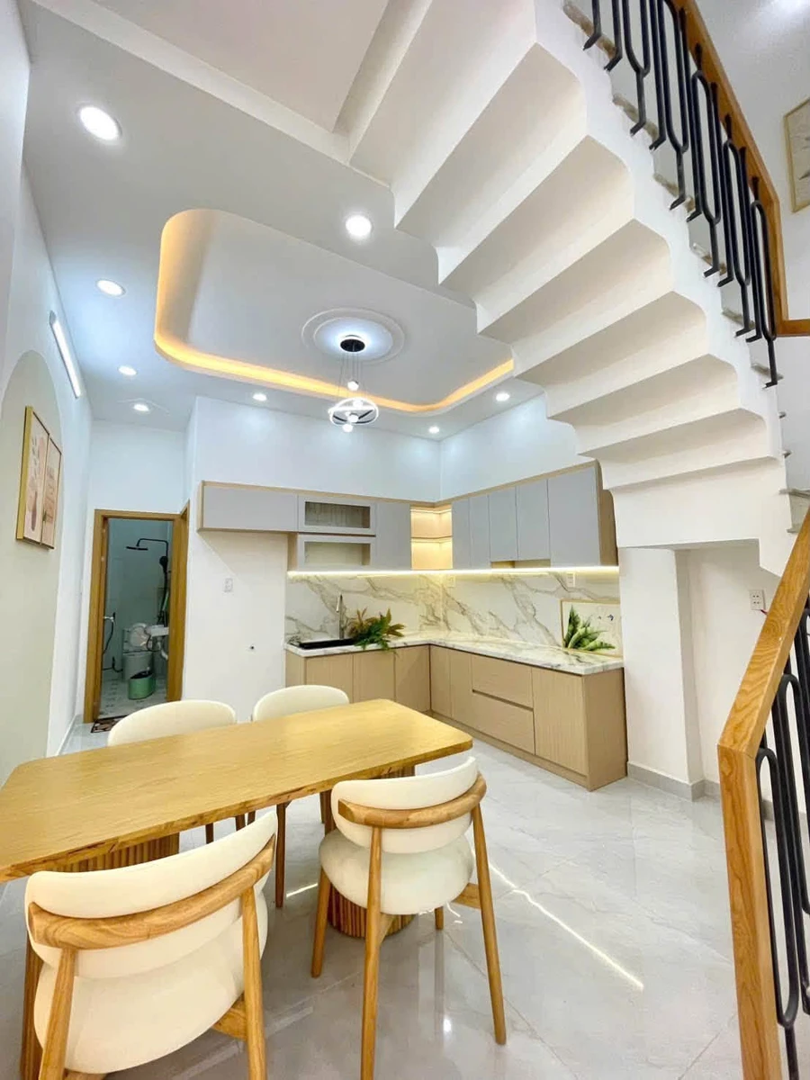 Bán nhà phố 4x13m, 3PN tại Tân Phú, 5,6 tỷ - Ảnh thu nhỏ 3
