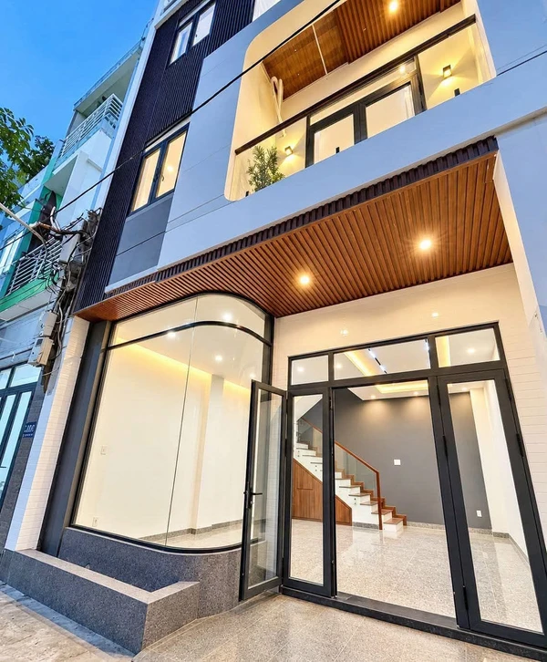 Bán nhà 3 tầng 3 phòng ngủ 42m² Quy Nhơn 3 tỷ 400 triệu