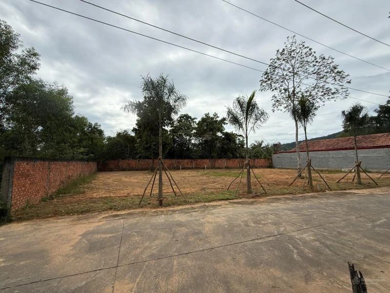 Bán đất 110m2 có thổ cư mặt đường khu Tượng, gần đường lớn. Giá chỉ 1,6 tỷ
