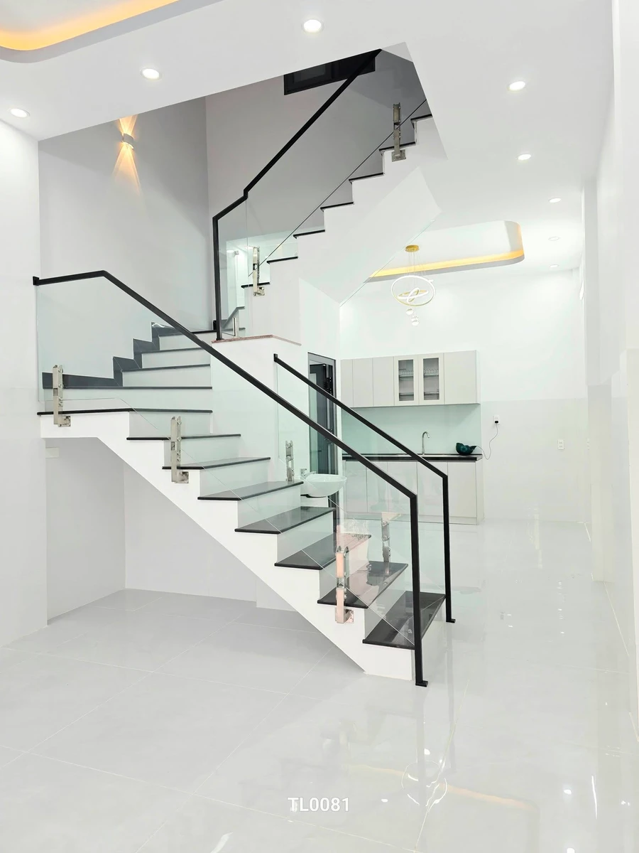 Bán nhà mặt tiền 3 tầng 120m² Bình Tân 3,55 tỷ - Ảnh thu nhỏ 3