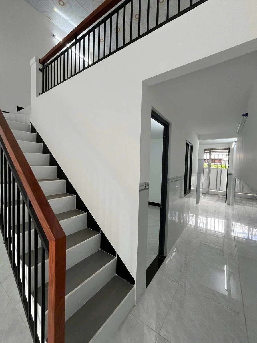 Bán nhà cấp 4 mặt tiền Nguyễn Tất Thành, Tuy Hoà 62m² 2 phòng ngủ 2,65 tỷ - Ảnh thu nhỏ 2