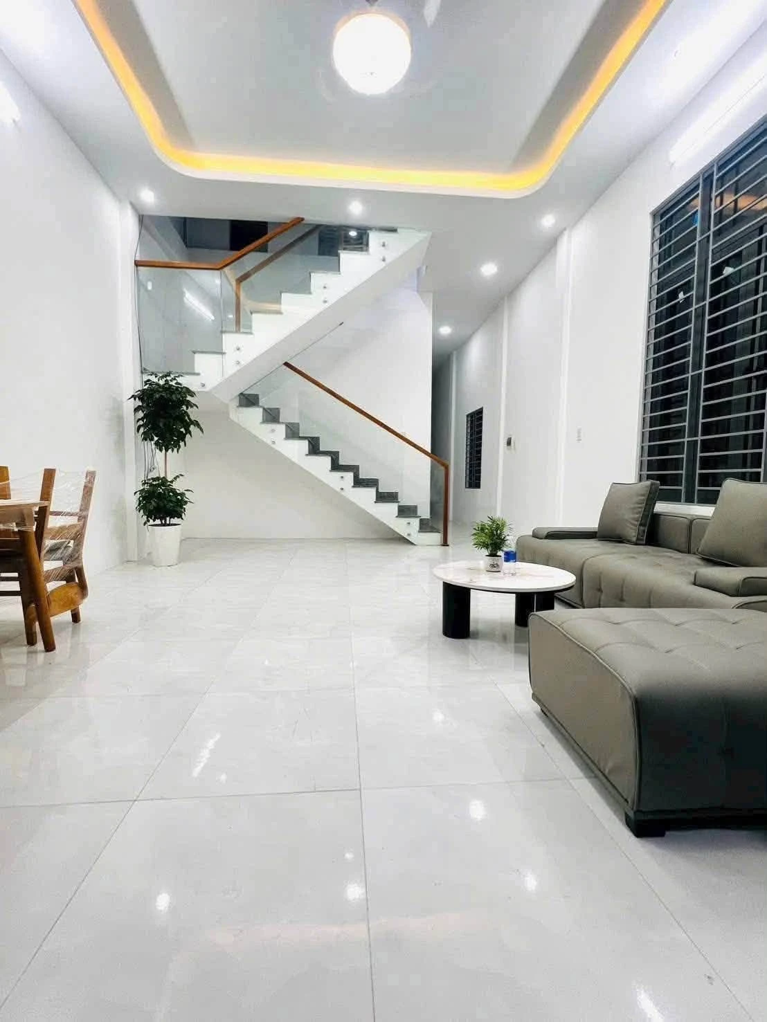Bán nhà 2 PN 97,5m² Phú Mậu, Huế, giá 1,5 tỷ - Ảnh 1