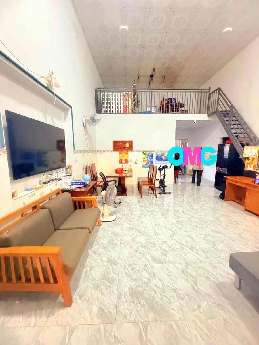 Bán nhà gác lửng 2PN Tân Xuân Đồng Xoài 50m² - Ảnh 1