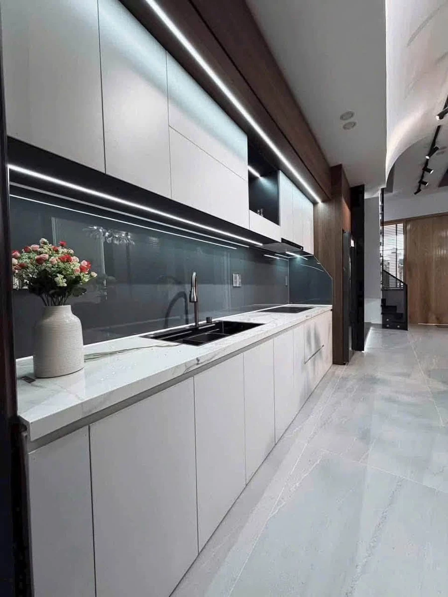 Bán nhà tân cổ điển 3 tầng mặt tiền đường Nguyễn Chích, Liên Chiểu, Đà Nẵng, 77,5m², 9 tỷ - Ảnh thu nhỏ 5