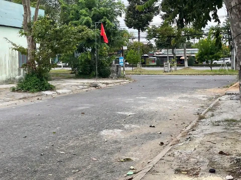 Bán đất thổ cư 99m2 góc 2 mặt tiền KDC Sao Mai, Phường 7, Bến Tre - Ảnh 1
