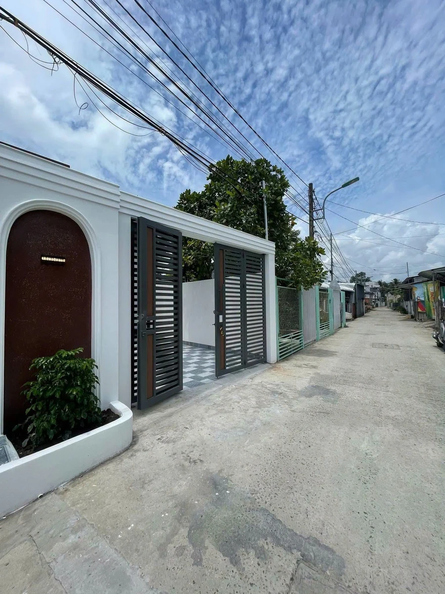 Nhà phố 3 PN luxury Rạch Giá, An Giang, 180m², 2.25 tỷ - Ảnh thu nhỏ 2