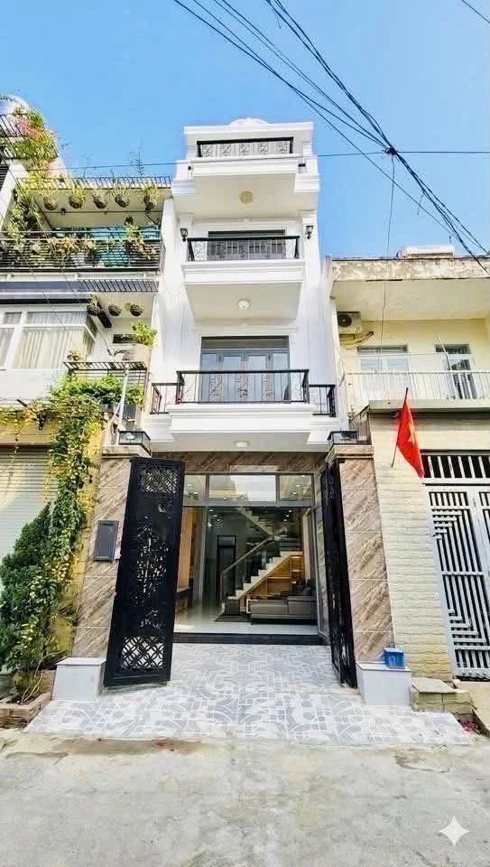 Bán nhà 4 tầng 56m² 4PN 3WC Quận 9 - Ảnh 1