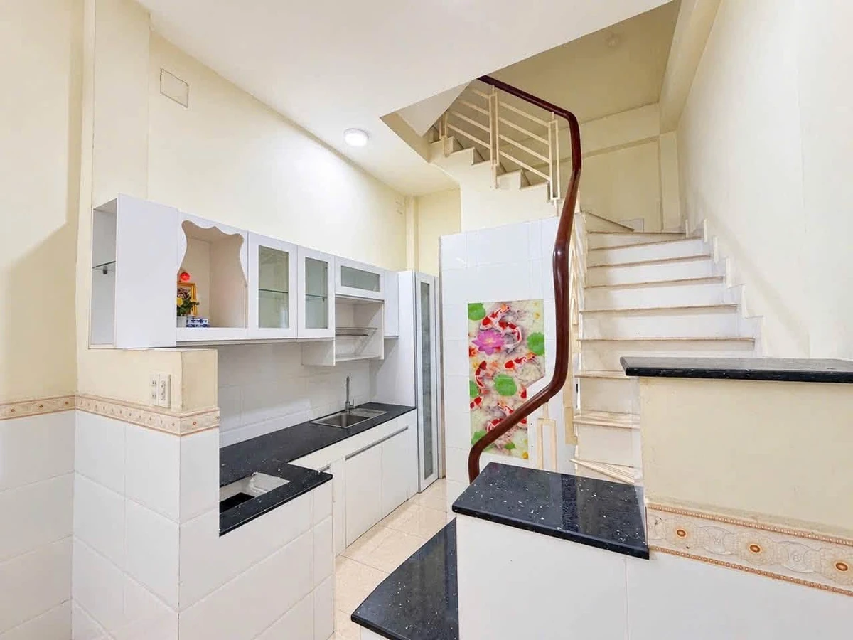 Bán nhà hẻm xe tải đường Thành Thái, Phường 14, Quận 10, 27m2, 4 tầng, 5,25 tỷ - Ảnh thu nhỏ 4