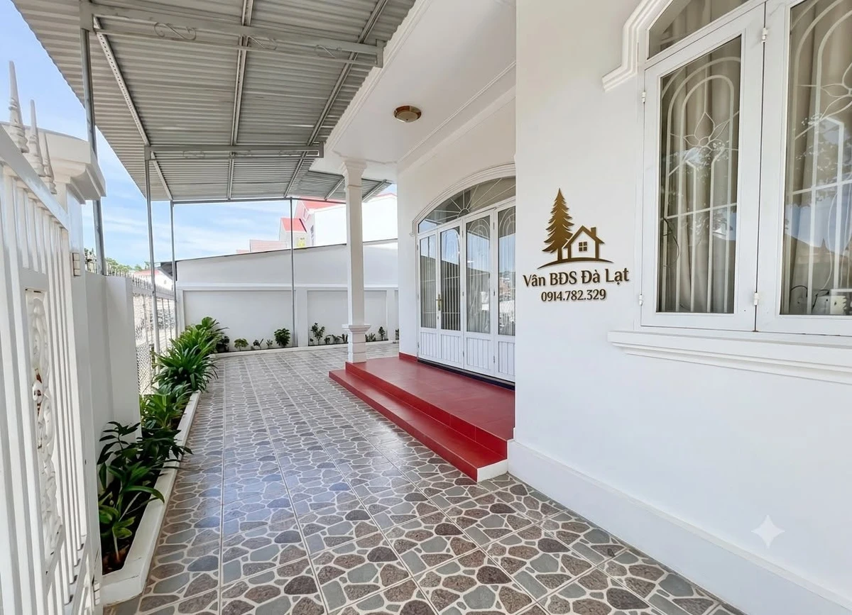 Bán nhà 2 mặt tiền 193m² Phan Chu Trinh Đà Lạt 8 tỷ - Ảnh 1