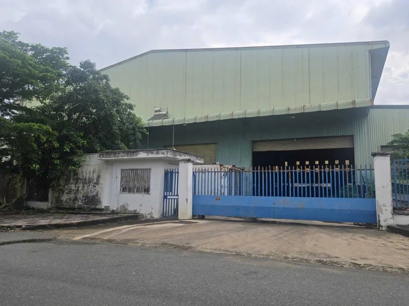 Cho thuê nhà xưởng 5000m² KCN Tân Đô 350 triệu/tháng
