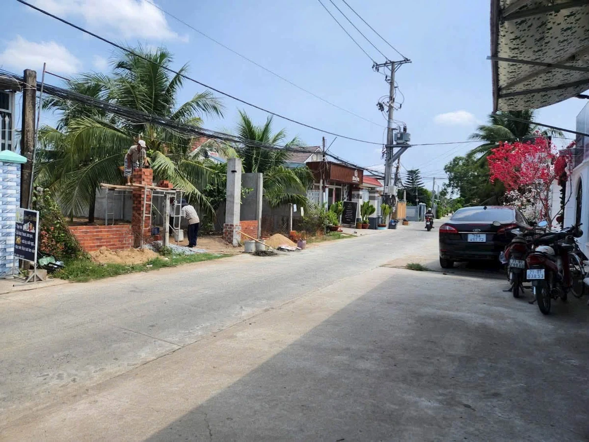 Bán đất mặt tiền 547m² Lộ Sân Bia, Phú Tân, Bến Tre - Ảnh 1