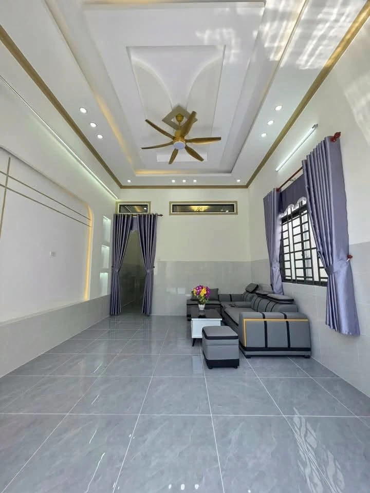 Bán nhà 3 phòng ngủ 5x31m giá 1,35 tỷ tại Phường Long Hoa, Tây Ninh - Ảnh thu nhỏ 3