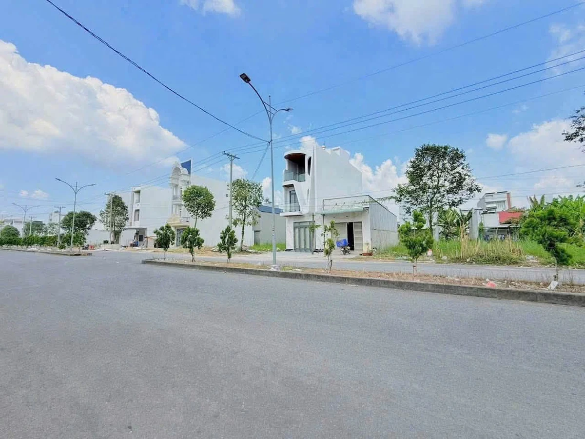Bán nền đất 85m² trục chính D1, KDC Hồng Loan, Cần Thơ - Ảnh 1