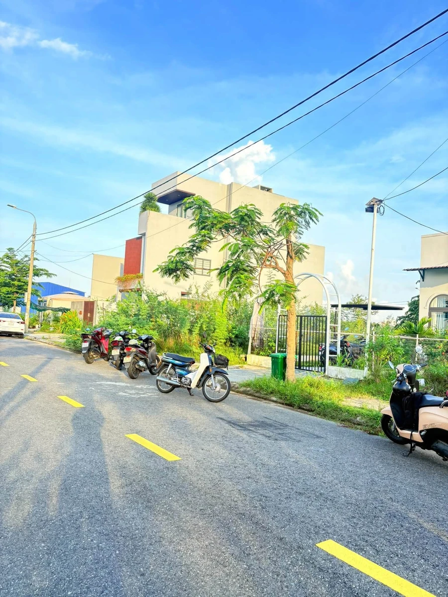 Bán nhà Nguyễn Sỹ Huỳnh Bình Tân 100m2 4,85 tỷ - Ảnh thu nhỏ 2