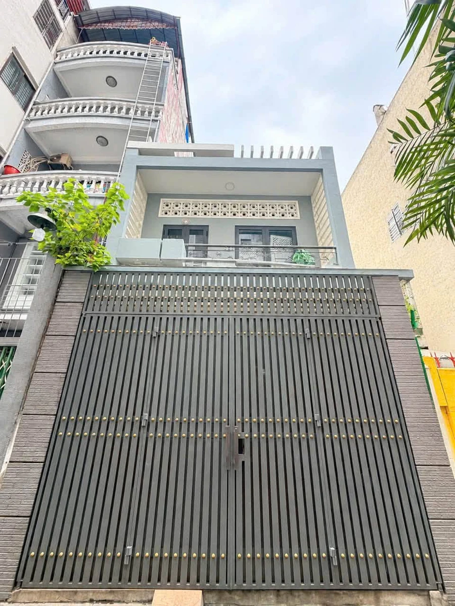 Bán nhà hẻm xe hơi cạnh mặt tiền Ngô Quyền, Quận 5, 80m2, 2 tầng, 3PN, giá 10,2 tỷ - Ảnh thu nhỏ 2