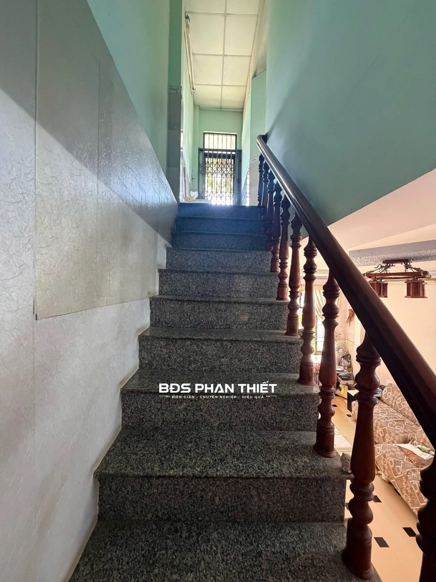 Bán nhà 1 trệt 1 lầu 3PN tại Phú Thủy, Lâm Đồng, 67m2, 2 tỷ - Ảnh thu nhỏ 2