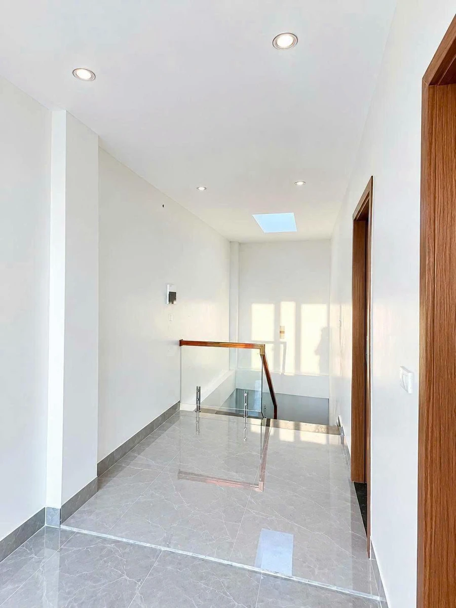 Bán nhà 3 tầng 50m2 Cầu Nước Mặn Quảng Ninh giá 2.2 tỷ - Ảnh thu nhỏ 4