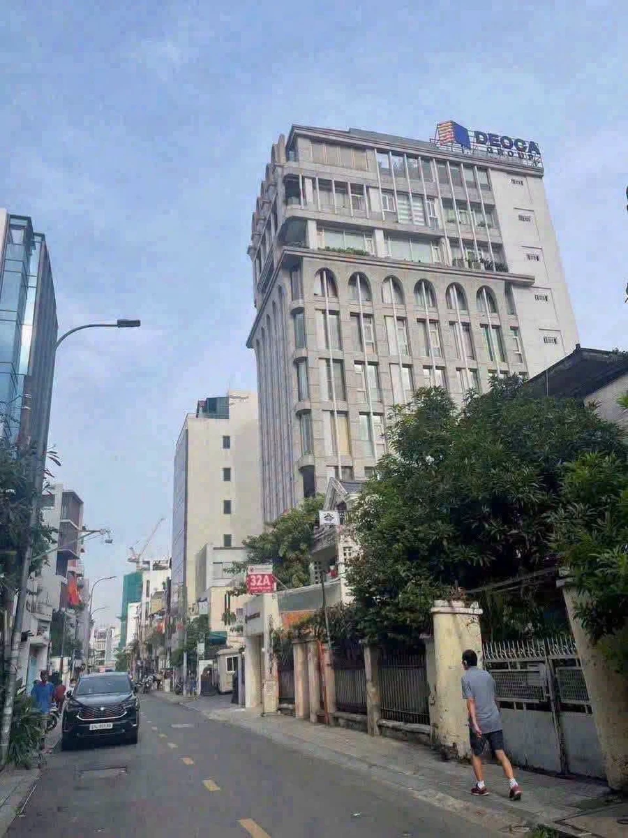 Bán nhà mặt tiền Thạch Thị Thanh 138m2 Quận 1 - Ảnh 1