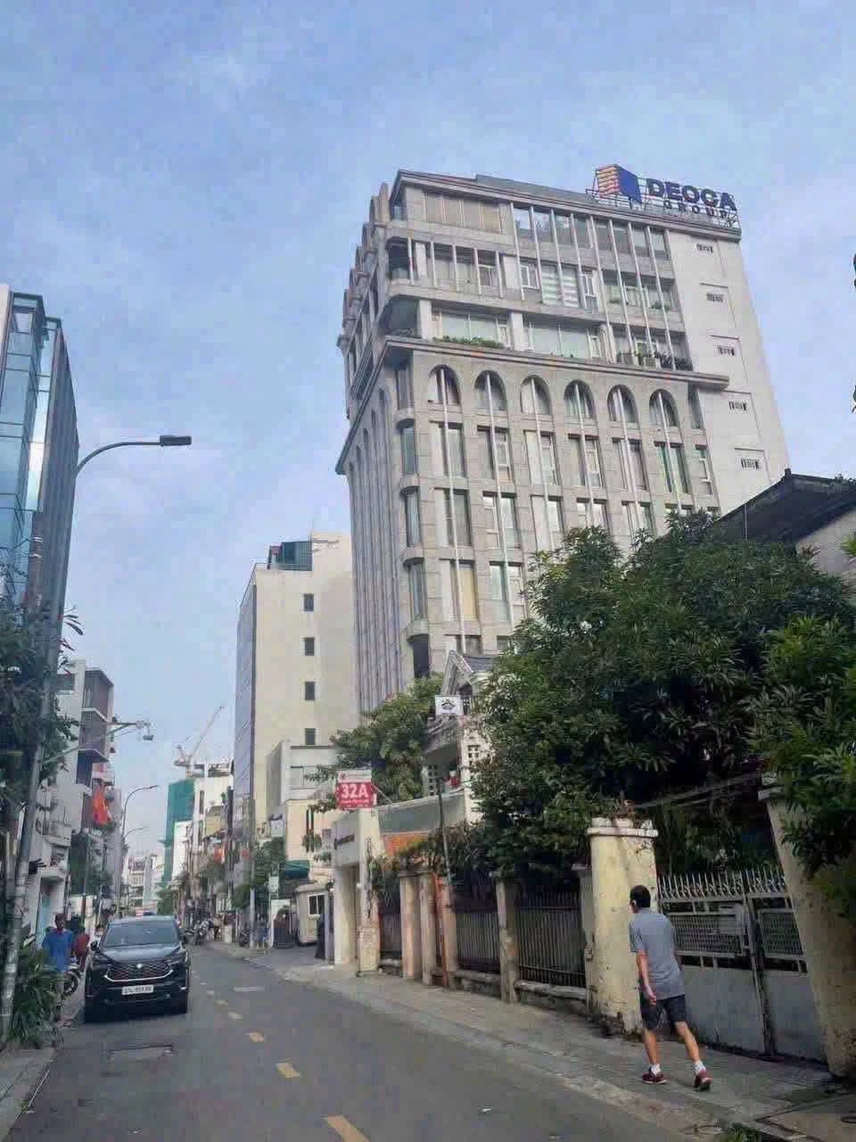 Bán nhà mặt tiền Thạch Thị Thanh 138m2 Quận 1 - Ảnh 1