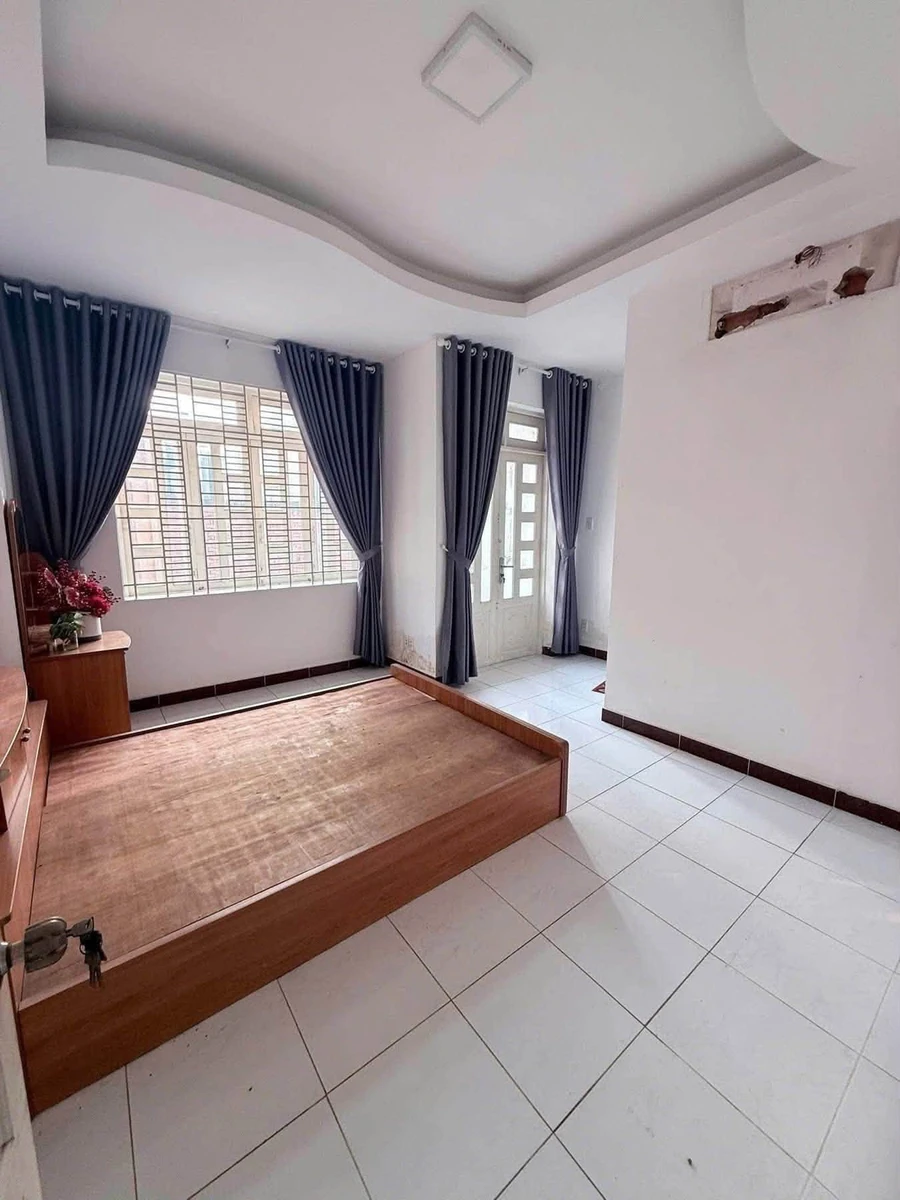 Bán nhà hẻm 2 tầng 45m2 Bạch Đằng trên 5 tỷ - Ảnh thu nhỏ 4