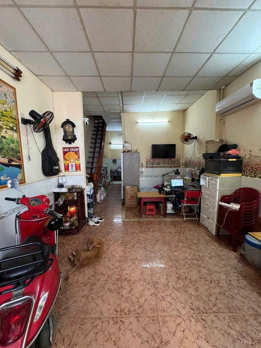 Bán nhà hẻm Đoàn Văn Bơ Quận 4, 45.1m2, 3PN, giá hơn 4 tỷ - Ảnh thu nhỏ 3