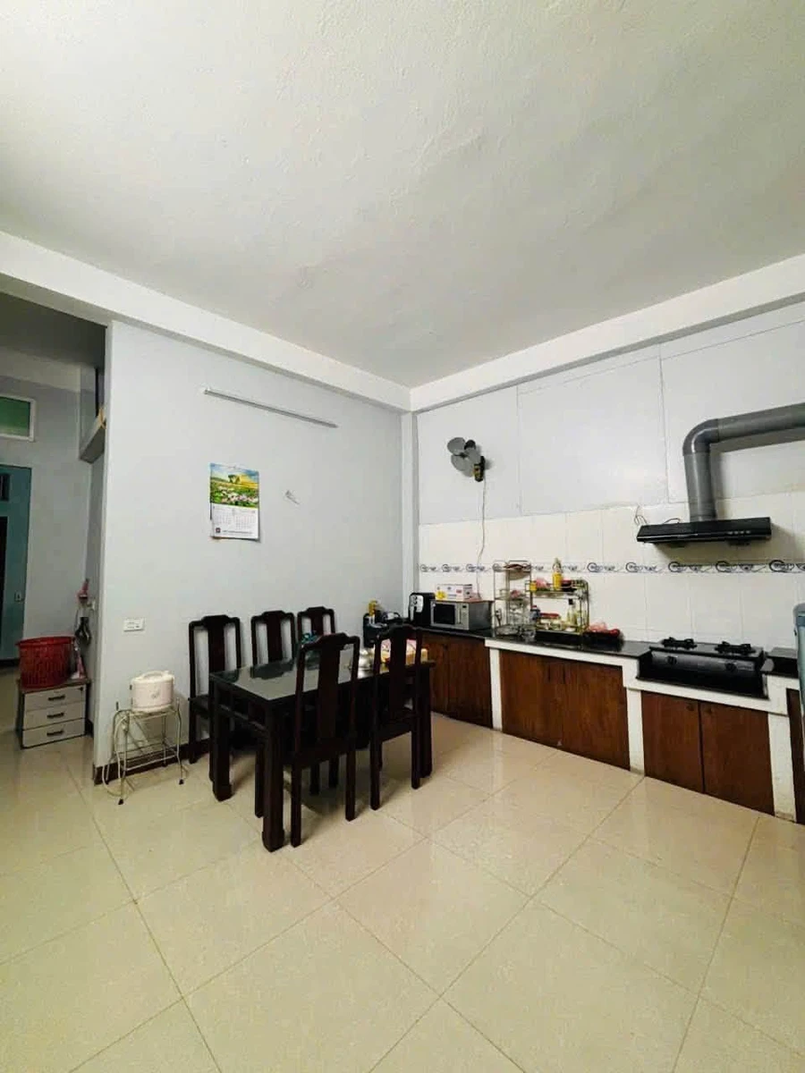 Bán nhà 4 phòng ngủ 112,8m² Lê Lai Tân Bình 3,5 tỷ - Ảnh thu nhỏ 2