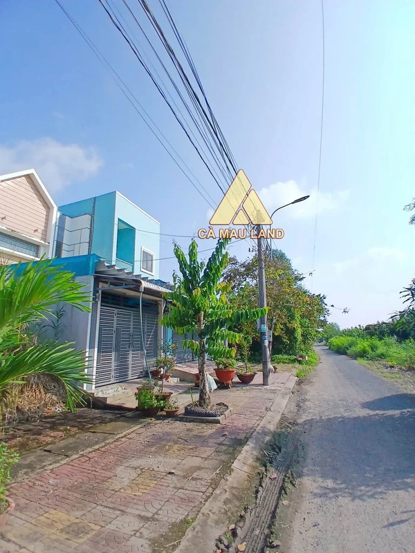 Bán nền đất 99m² đường 7m Phường Tân Xuyên Cà Mau 800 triệu