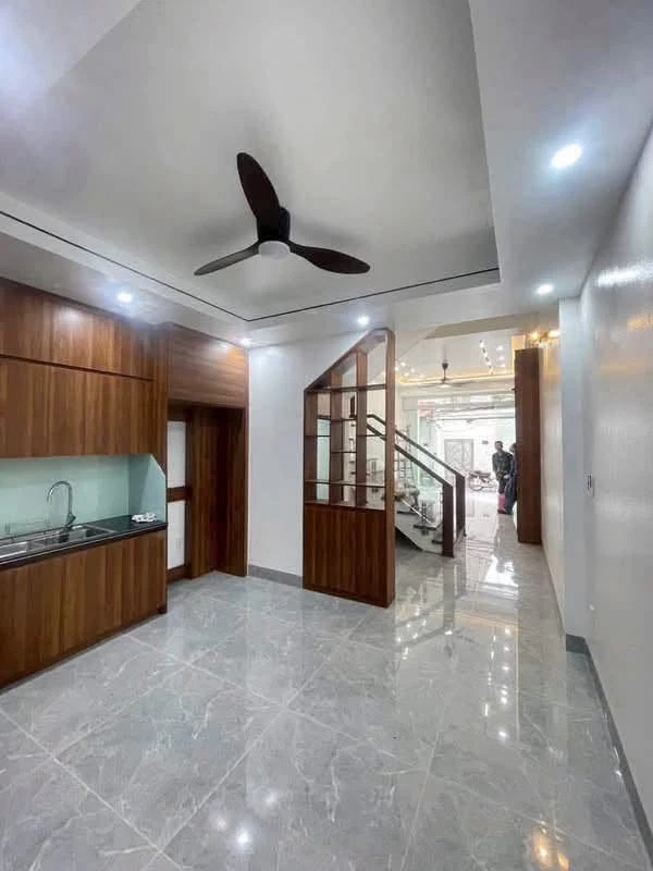 Bán nhà 3 tầng 52m² Hoàng Lộc, Quận 7 - 2 tỷ 950 triệu - Ảnh thu nhỏ 3